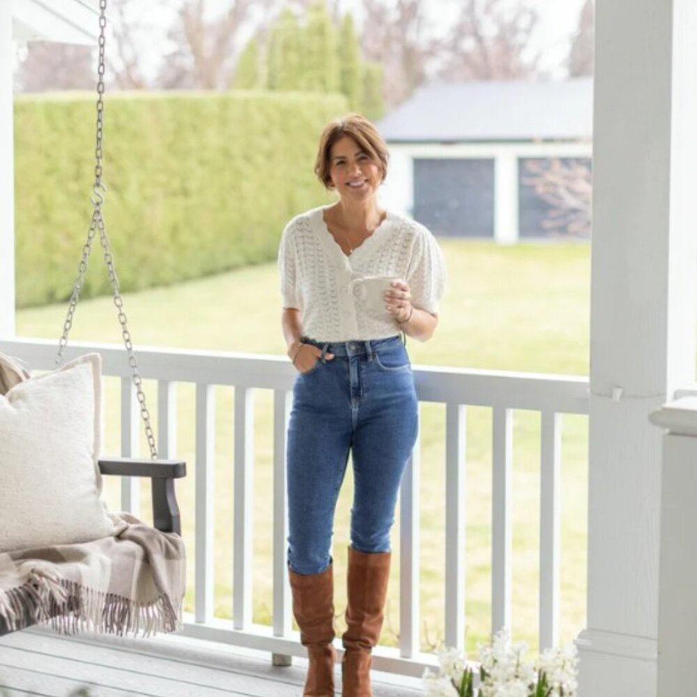 Jillian Harris x Smash+Tess Summer Cardigan Sweater in cream. Size S. BNWT